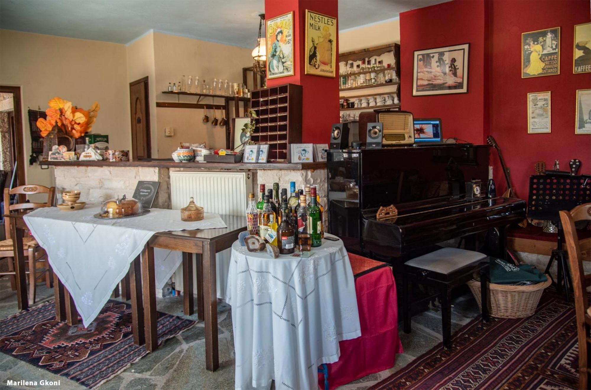 Petradi 1873 Hotel Kalarrites Ngoại thất bức ảnh