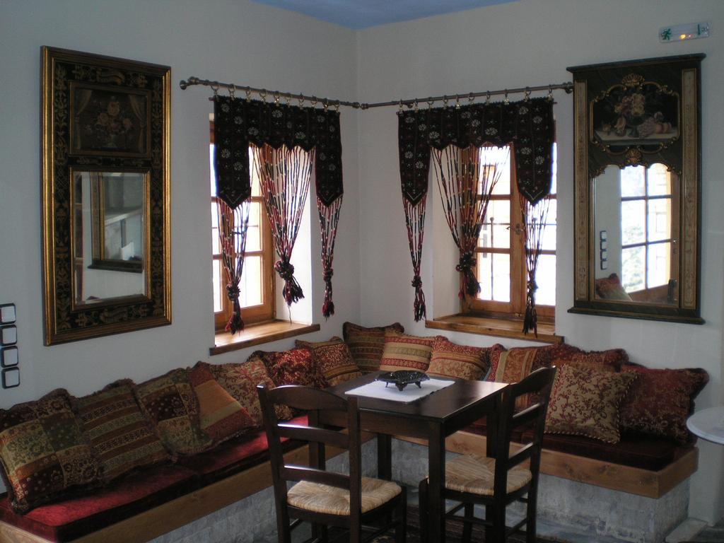 Petradi 1873 Hotel Kalarrites Ngoại thất bức ảnh